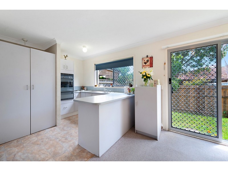 8/13-17 Brown Street, Labrador QLD 4215