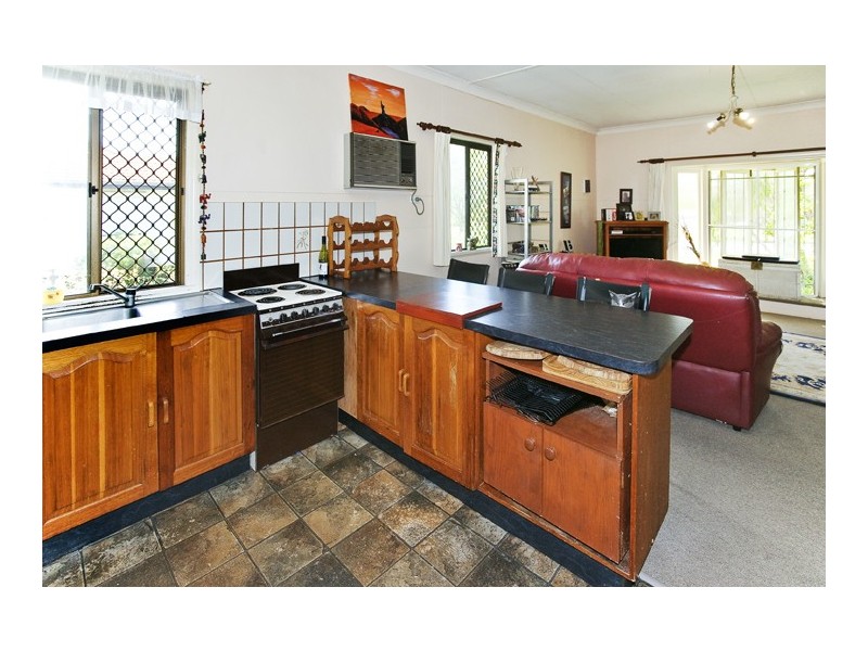 10 Sturgeon Street, Redcliffe QLD 4020