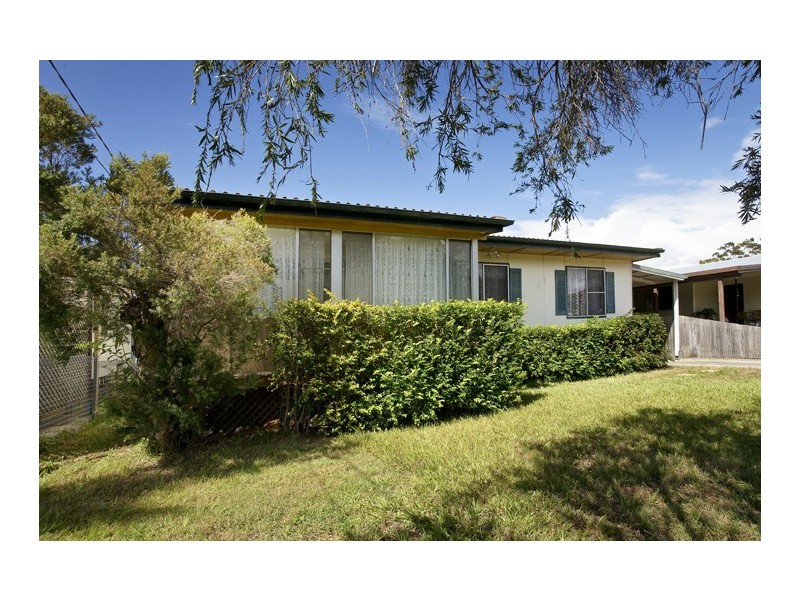 6 Tainton Street, Clontarf QLD 4019