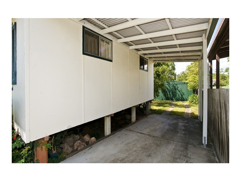 6 Tainton Street, Clontarf QLD 4019
