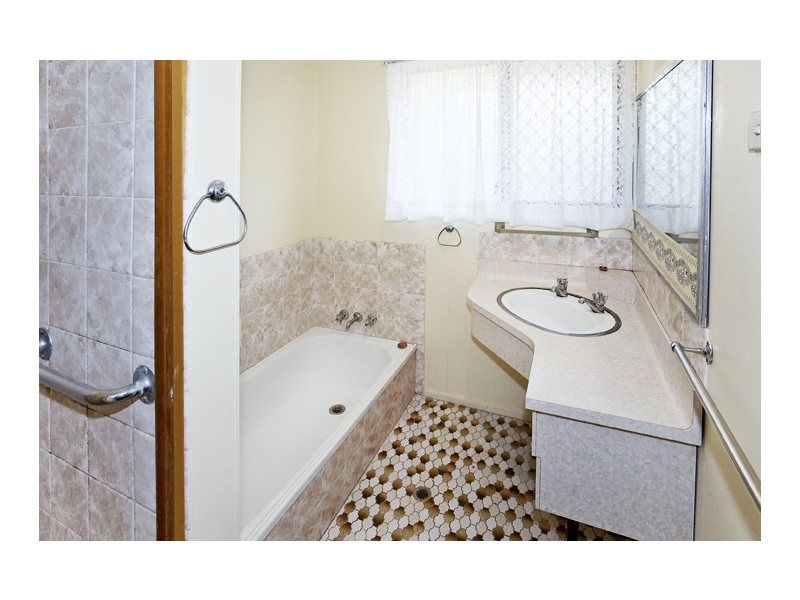 34 Waratah Drive, Clontarf QLD 4019