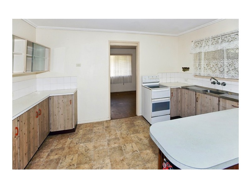 34 Waratah Drive, Clontarf QLD 4019