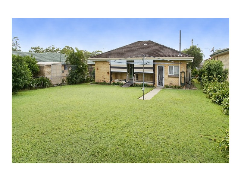 34 Waratah Drive, Clontarf QLD 4019