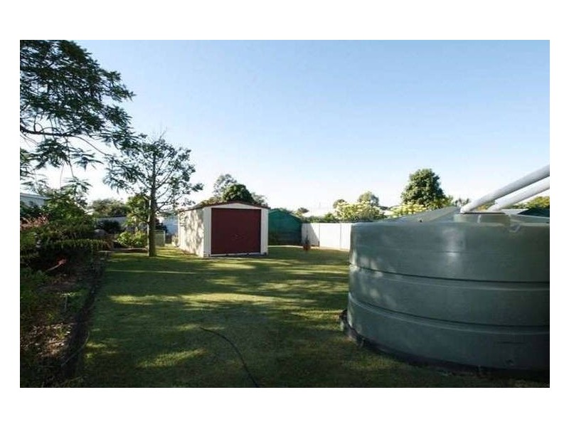 6 Andrew Street, Kallangur QLD 4503