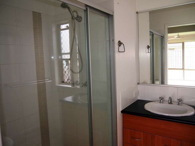 8 Hind Court, Bellmere QLD 4510