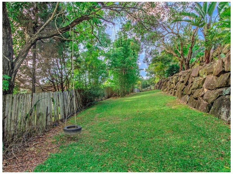 38 Sawtell Drive, Currumbin Waters QLD 4223