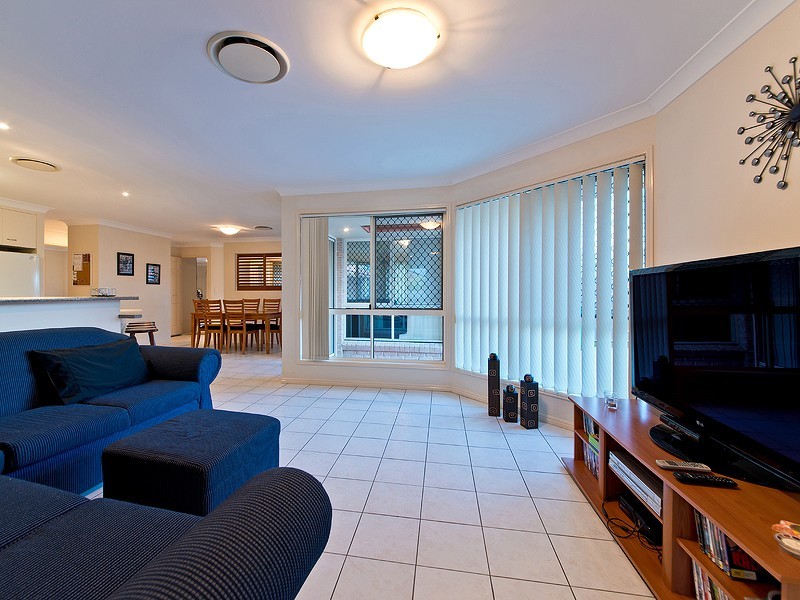 13 Mitchell Court, Rothwell QLD 4022