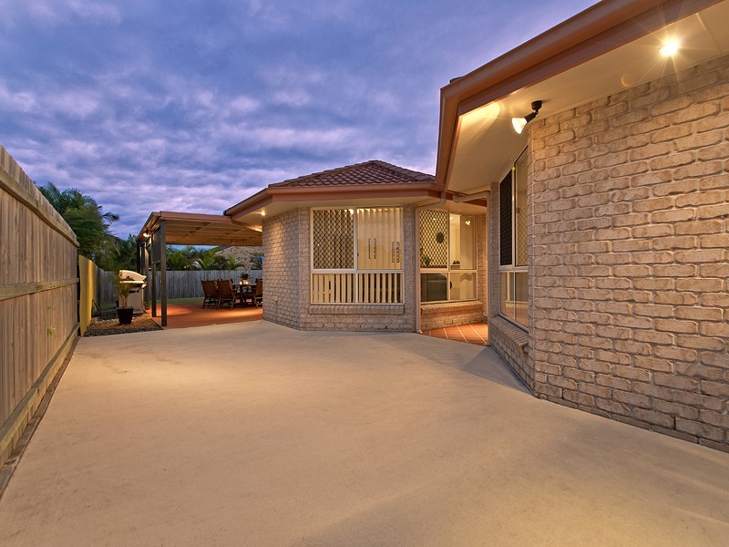 13 Mitchell Court, Rothwell QLD 4022