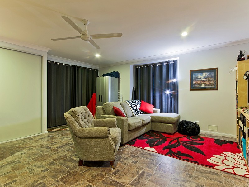 9 Gingerbrook Court, Upper Caboolture QLD 4510