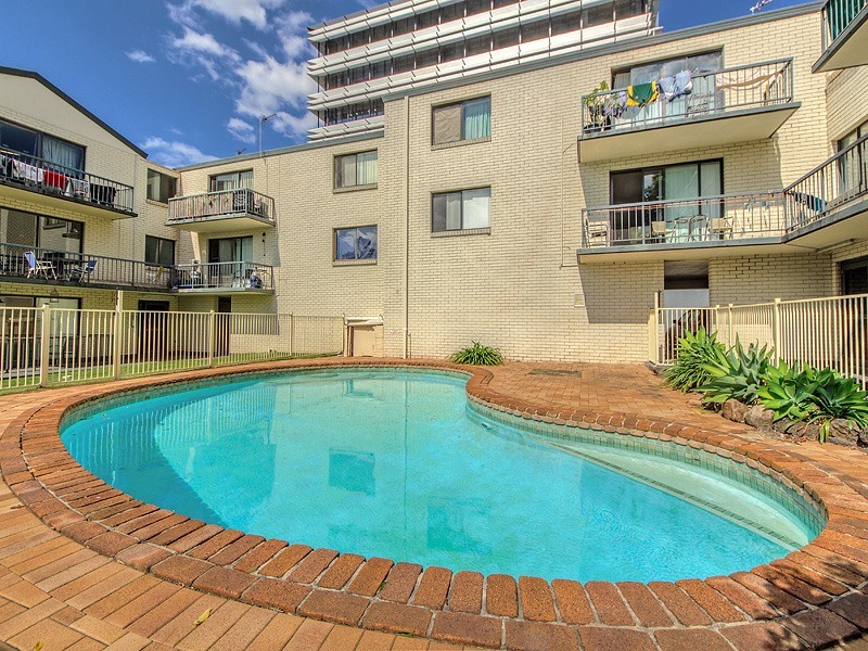 6/5 High Street, Southport QLD 4215