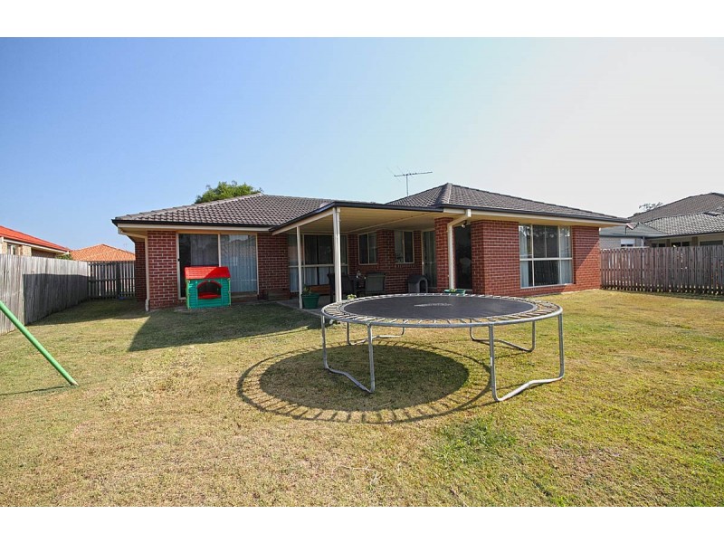 Meadowbrook QLD 4131
