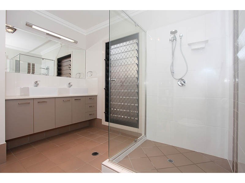 16 Elliot Street, Carseldine QLD 4034