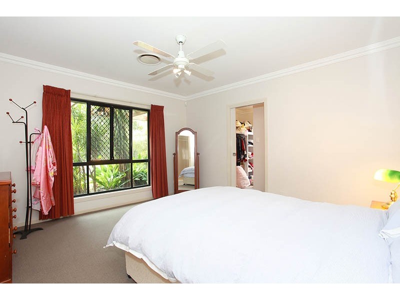 16 Elliot Street, Carseldine QLD 4034