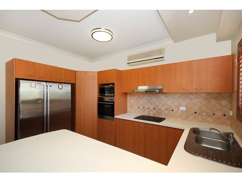 21 Anzac Road, Carina Heights QLD 4152