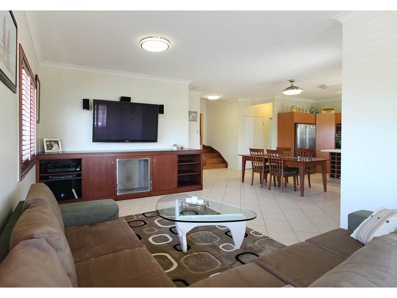 21 Anzac Road, Carina Heights QLD 4152