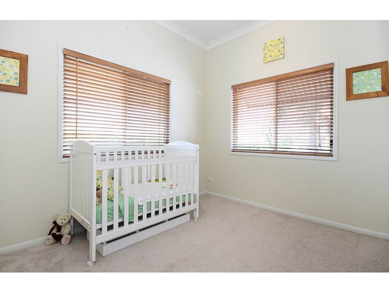 21 Anzac Road, Carina Heights QLD 4152