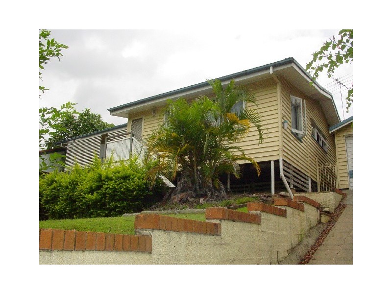 35 Wilgarning Street, Stafford Heights QLD 4053