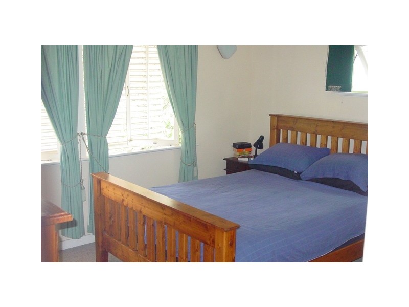 35 Wilgarning Street, Stafford Heights QLD 4053