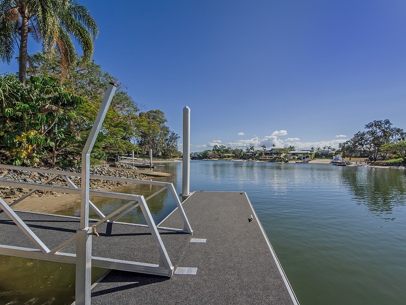 14 Nootka Court, Broadbeach Waters QLD 4218