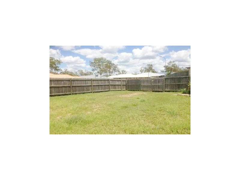 43 Mellor Place, Brassall QLD 4305
