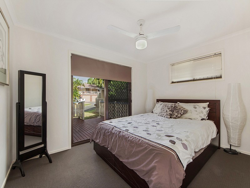 4 Wilga Grove, Ashmore QLD 4214
