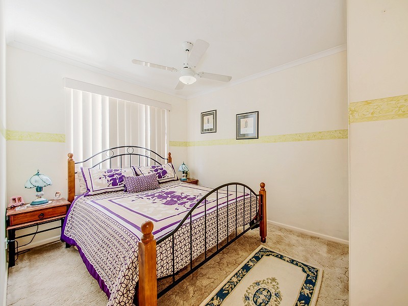 2/3 Cherbourg Court, Petrie QLD 4502