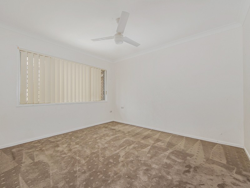 15 Hillview Parade, Ashmore QLD 4214