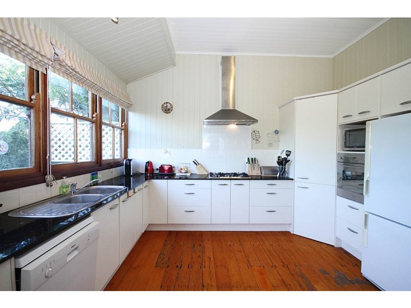 125 Ashgrove Avenue, Ashgrove QLD 4060