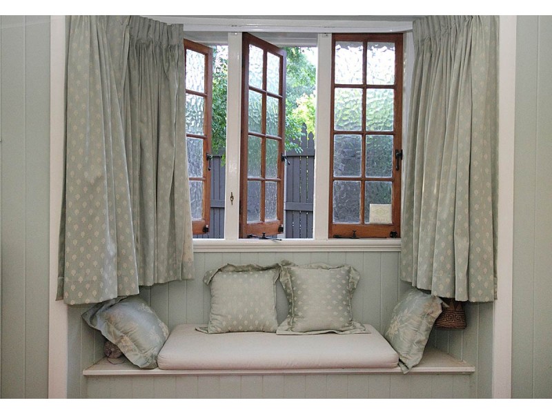 125 Ashgrove Avenue, Ashgrove QLD 4060