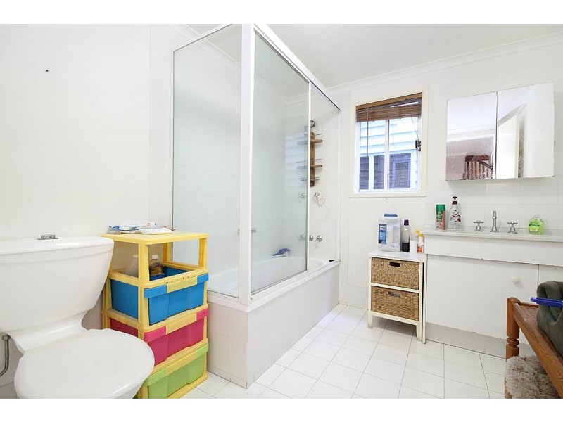 125 Ashgrove Avenue, Ashgrove QLD 4060