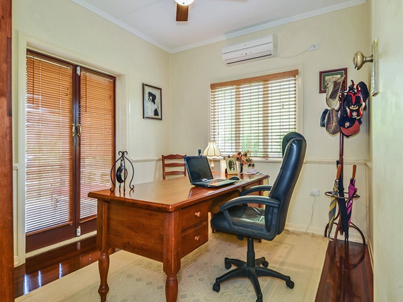 64 Shields Street, Redcliffe QLD 4020