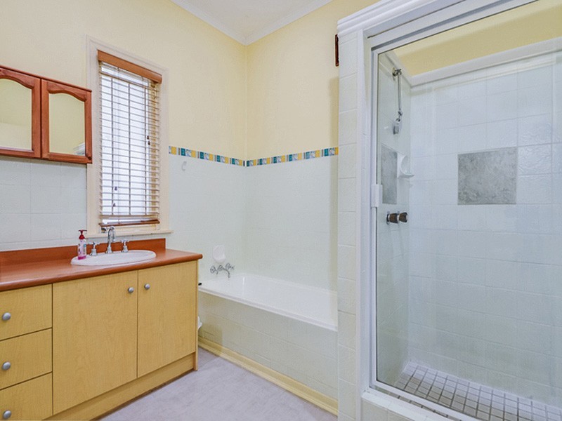 64 Shields Street, Redcliffe QLD 4020