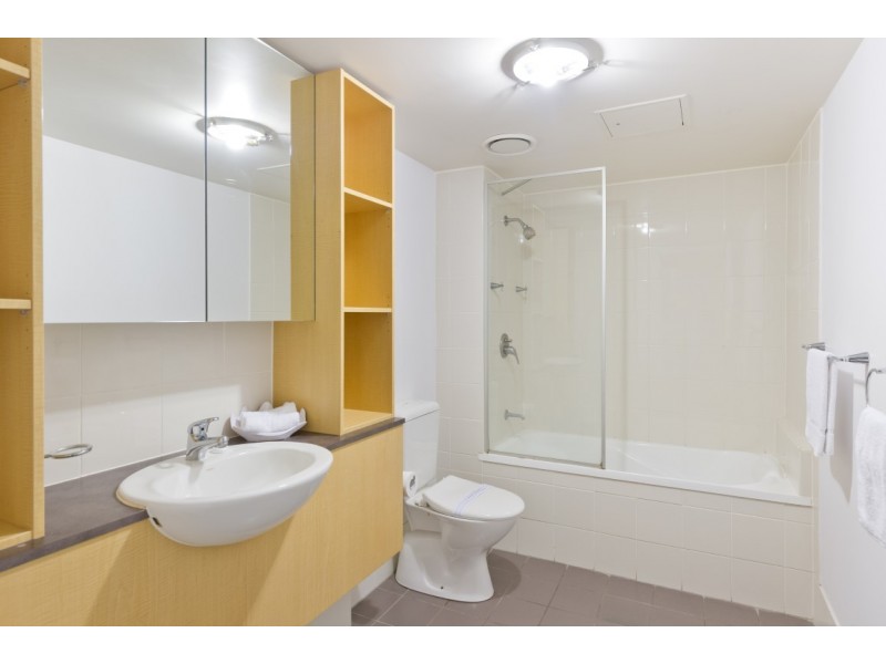 2 Berwick Street, Fortitude Valley QLD 4006