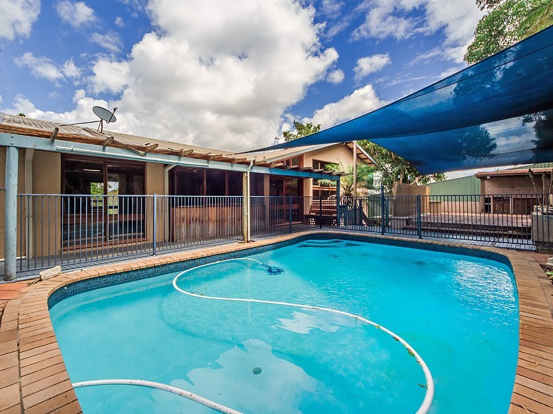 19 Milparinka Terrace, Ashmore QLD 4214