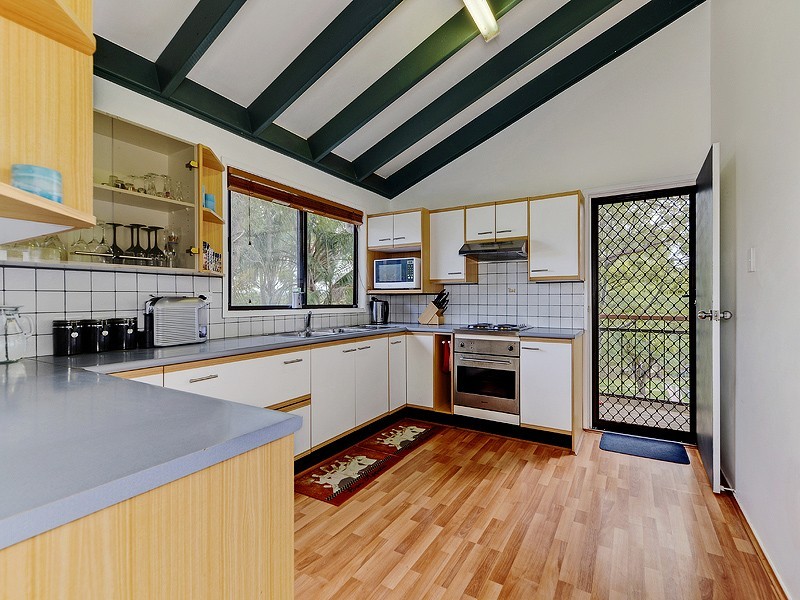 9 Janmarie Court, Kallangur QLD 4503