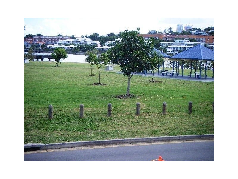 37 / 46 Addison Avenue, Bulimba QLD 4171