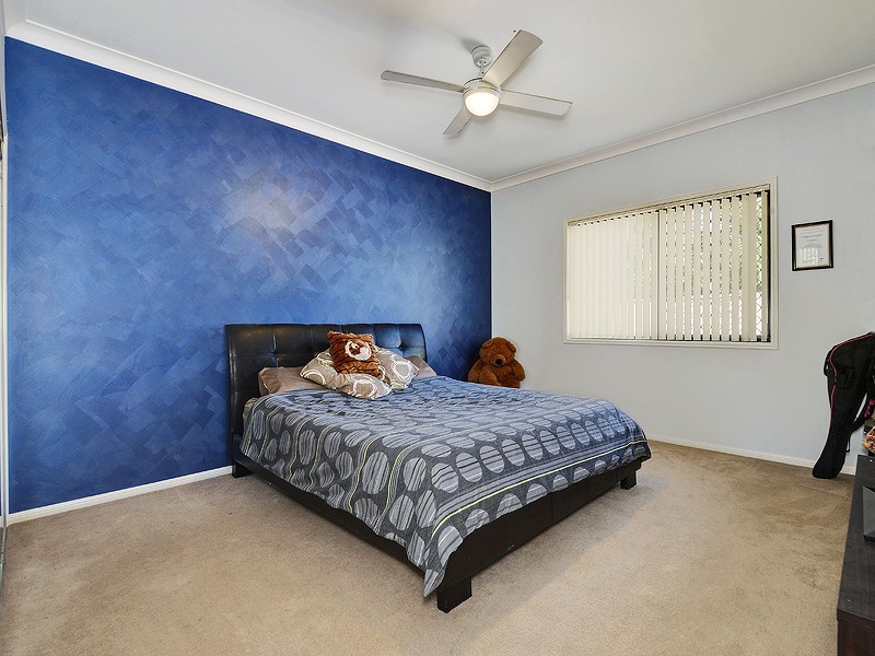 3 Skandia Court, Newport QLD 4020