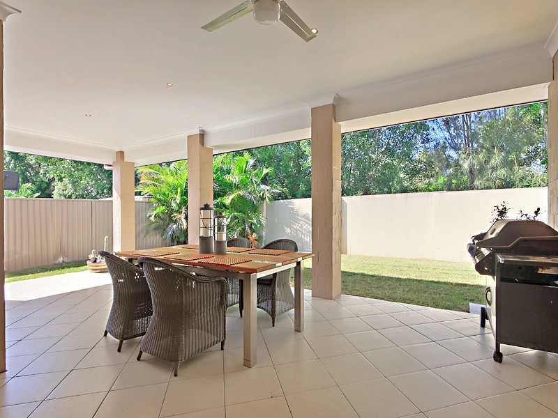3 Skandia Court, Newport QLD 4020