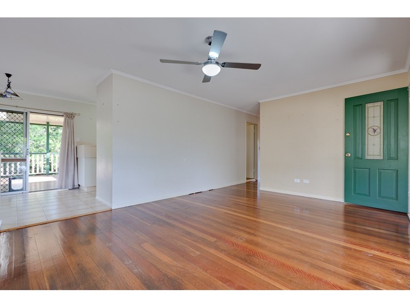 5 Melinda Court, Springwood QLD 4127