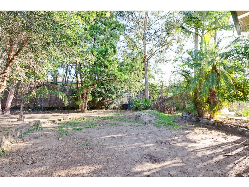 5 Melinda Court, Springwood QLD 4127