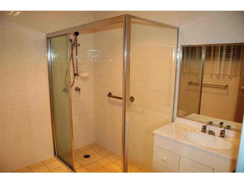 43, 45 Central St and 102 Muir Sts, Labrador QLD 4215