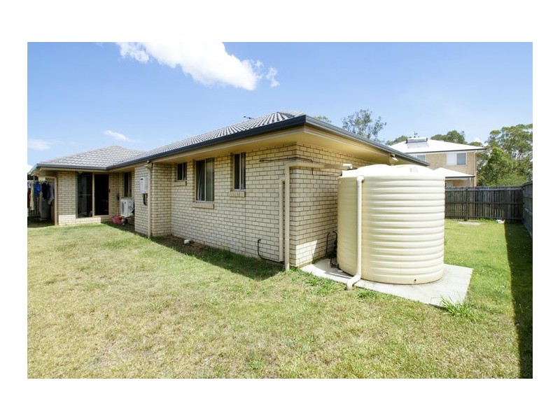 4 Gatsby Court, Kallangur QLD 4503