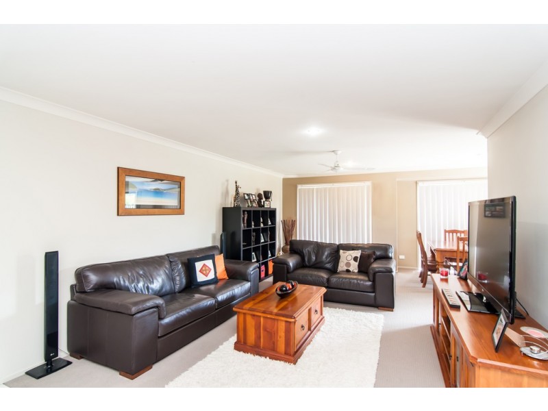 33 Macaranga Crescent, Carseldine QLD 4034