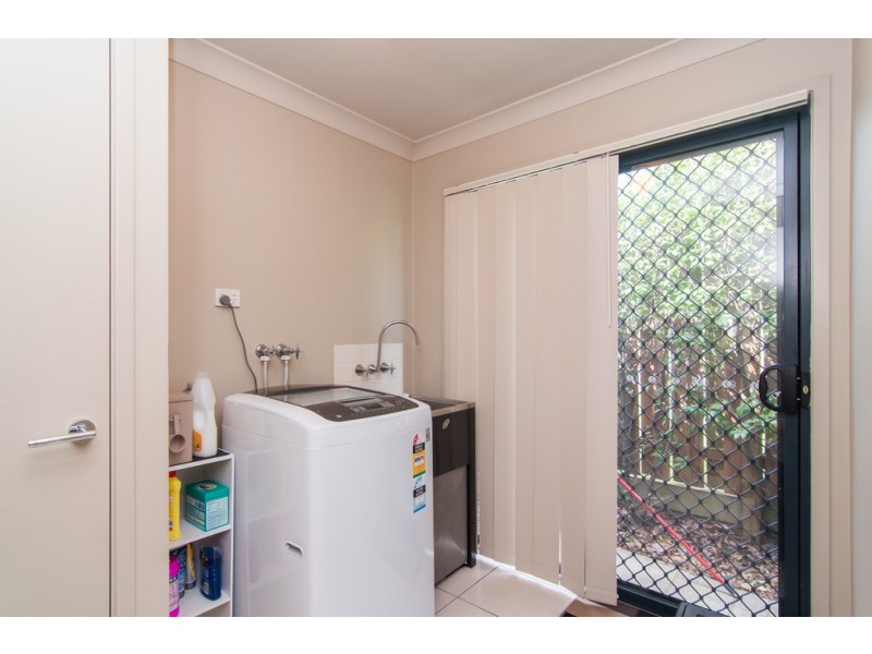 33 Macaranga Crescent, Carseldine QLD 4034