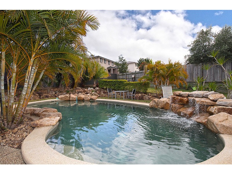 53 Church Road, Bellbowrie QLD 4070