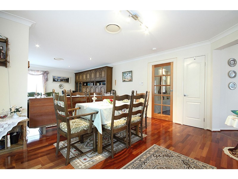 53 Church Road, Bellbowrie QLD 4070