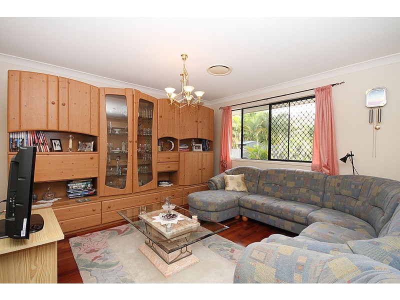 53 Church Road, Bellbowrie QLD 4070