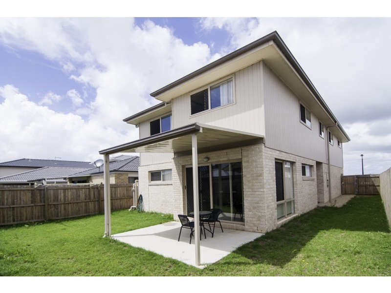 1 and 2/9 River Breeze Drive, Griffin QLD 4503