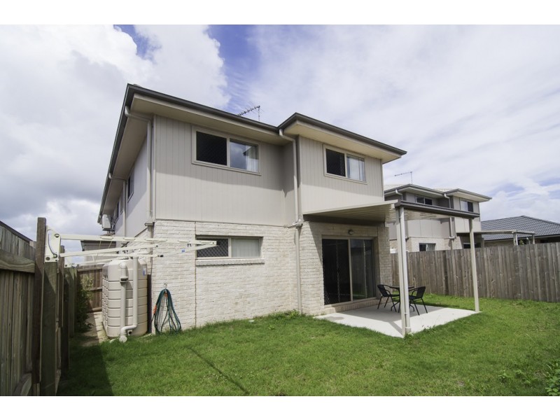 1 and 2/9 River Breeze Drive, Griffin QLD 4503