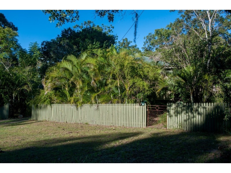 15 Station Road, Riverview QLD 4303